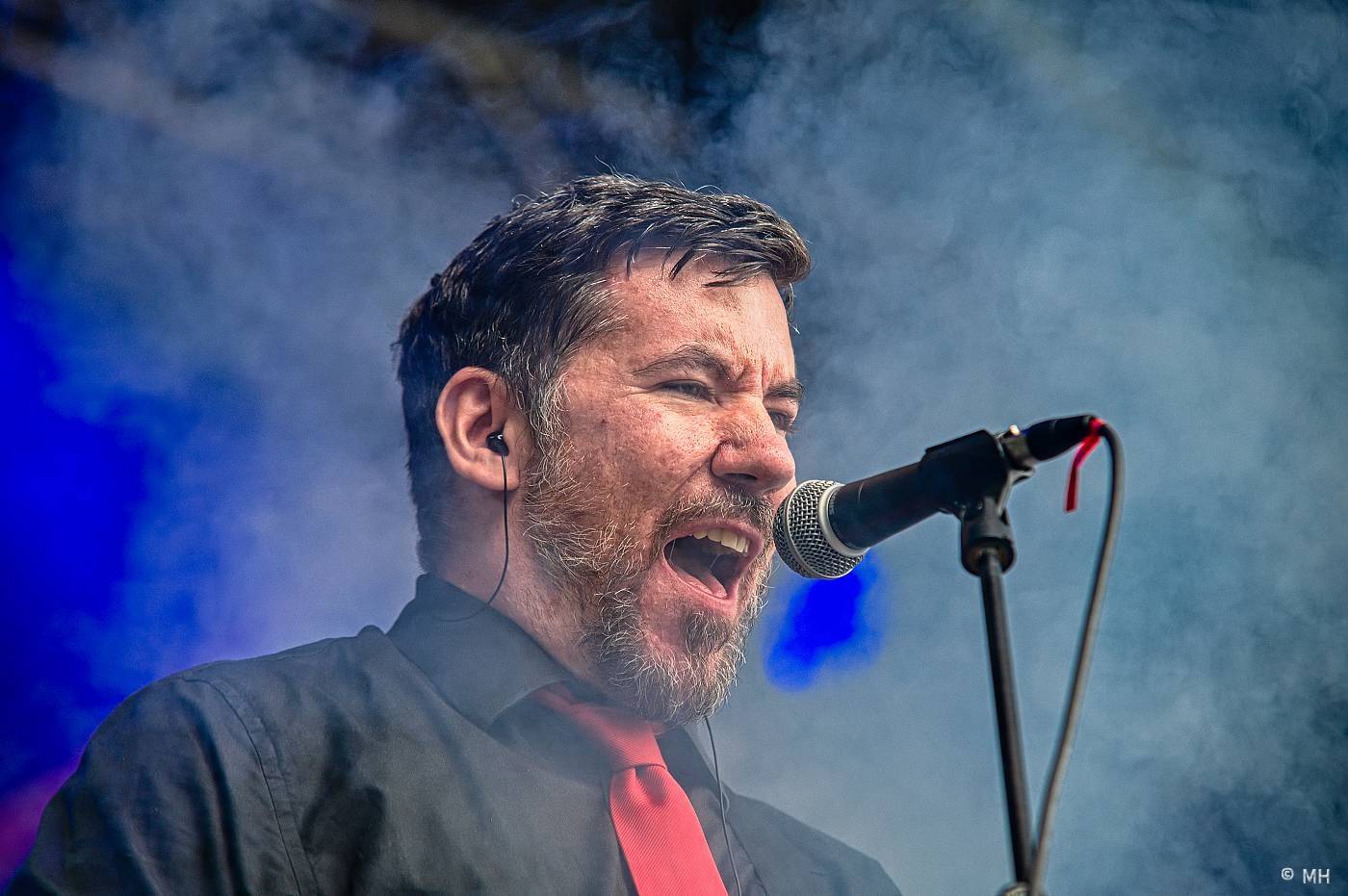 Rok 2024 objektivem fotografů | Martin Hanáček zachytil Metalfest, Pekelný ostrov i koncerty Tří sester, Visacího zámku či The Fialky