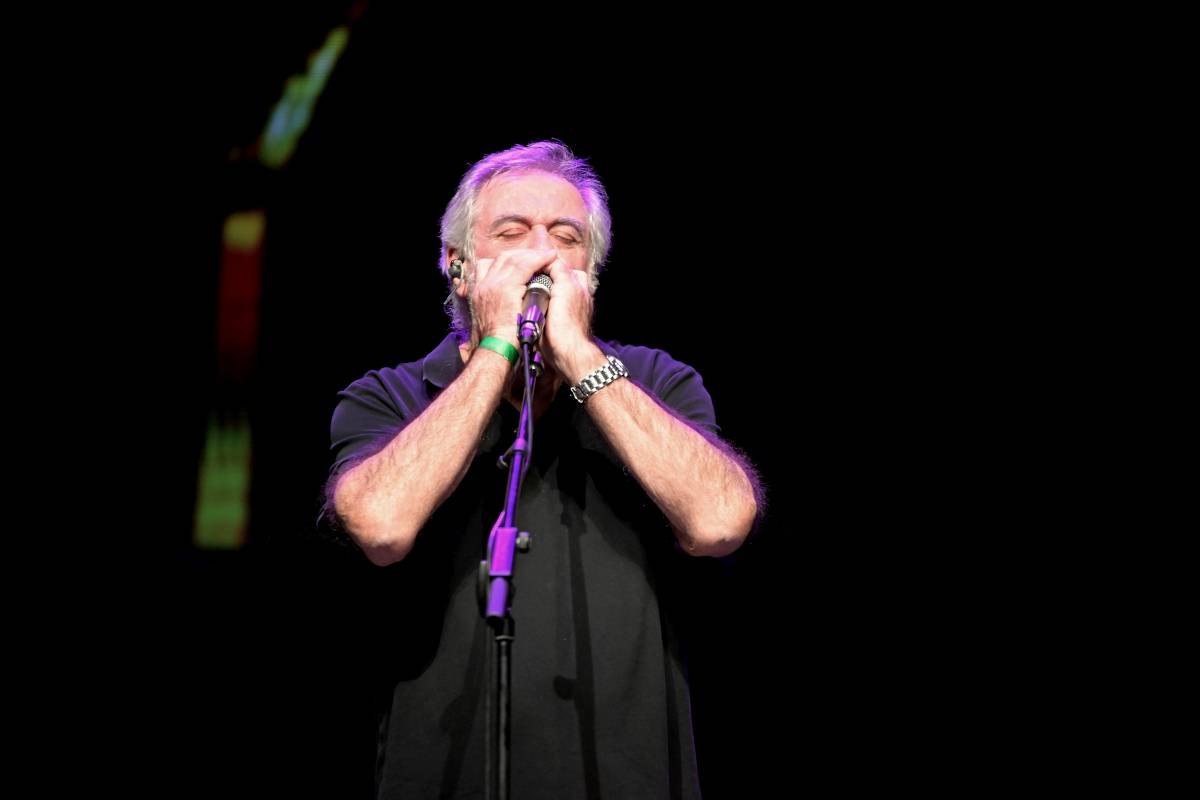 Michal Prokop zpříjemnil vyprodanému Foru Karlín svými písněmi předvánoční čas