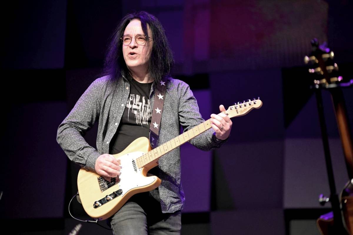 Michal Prokop zpříjemnil vyprodanému Foru Karlín svými písněmi předvánoční čas