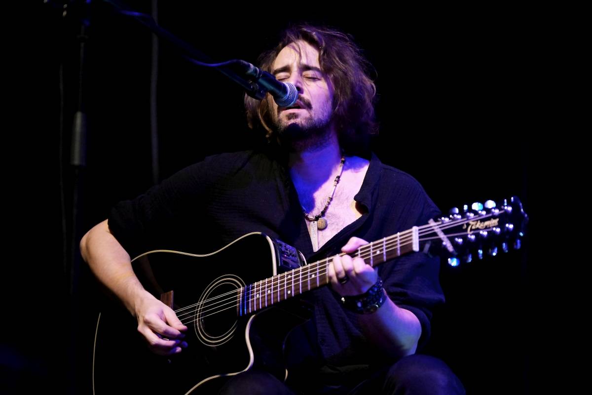 Michal Prokop zpříjemnil vyprodanému Foru Karlín svými písněmi předvánoční čas