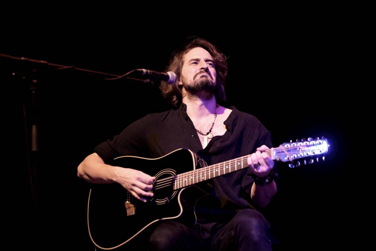 Michal Prokop zpříjemnil vyprodanému Foru Karlín svými písněmi předvánoční čas