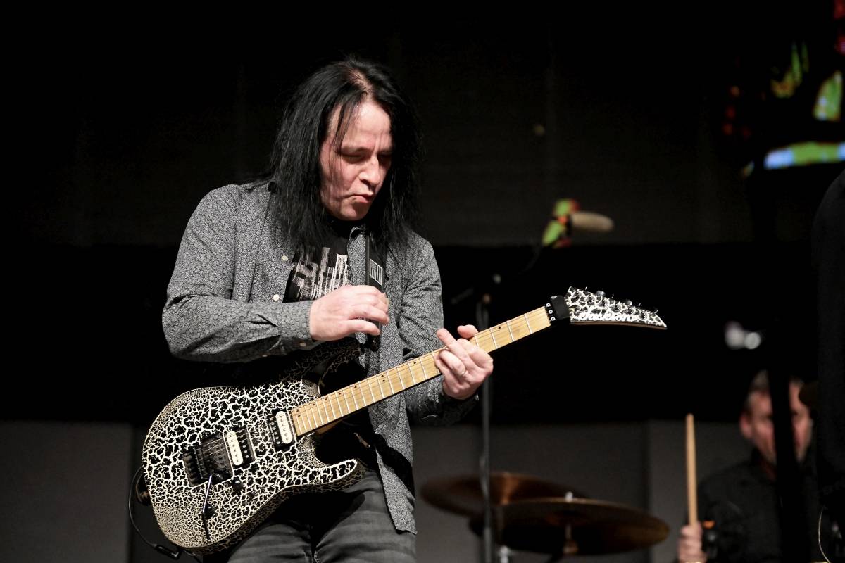 Michal Prokop zpříjemnil vyprodanému Foru Karlín svými písněmi předvánoční čas