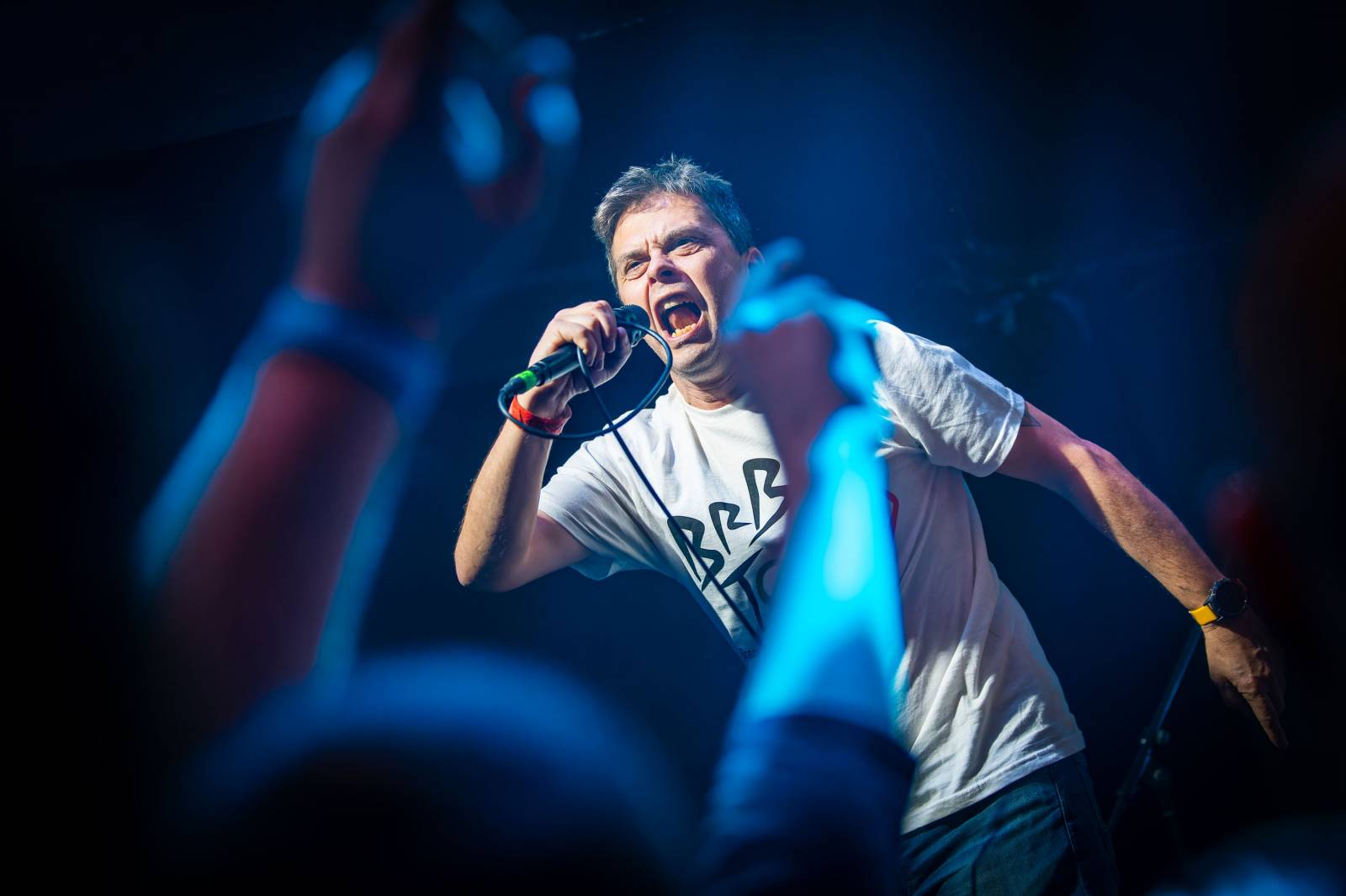 Tři sestry slavily Vánoce opět s Průšou, koncert v OX Clubu byl plný hitů, humoru a pozitivní energie