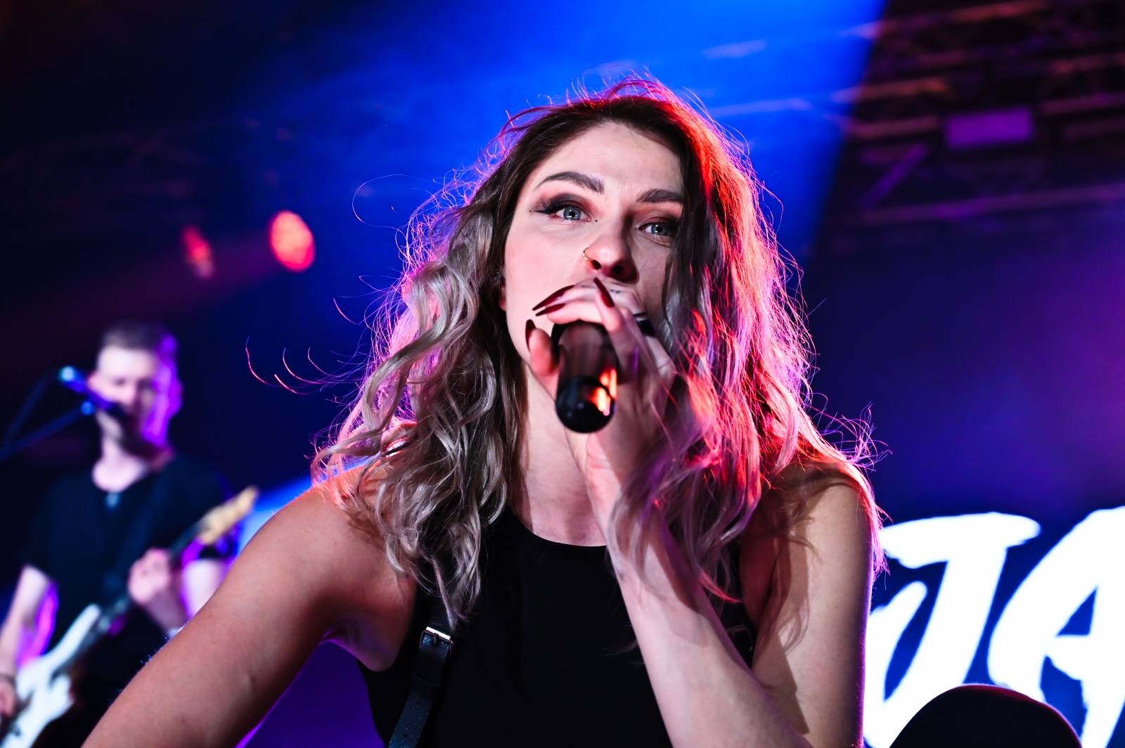 Rok 2024 objektivem fotografů | Koblížc!, Mikolas Josef, Mig 21, Monkey Business a další pohledem Šárky Preslové