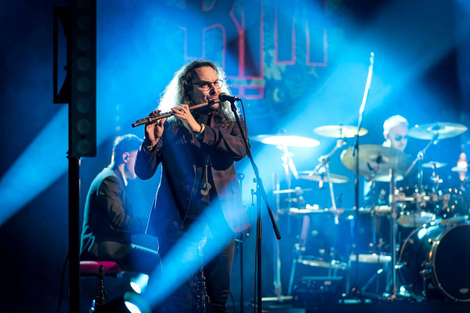 Richard Müller vyprodal pražskou Hybernii, koncert odehrál vsedě