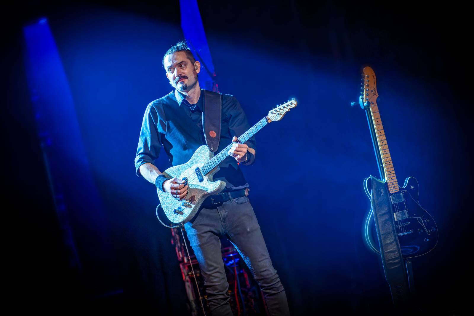 Richard Müller vyprodal pražskou Hybernii, koncert odehrál vsedě
