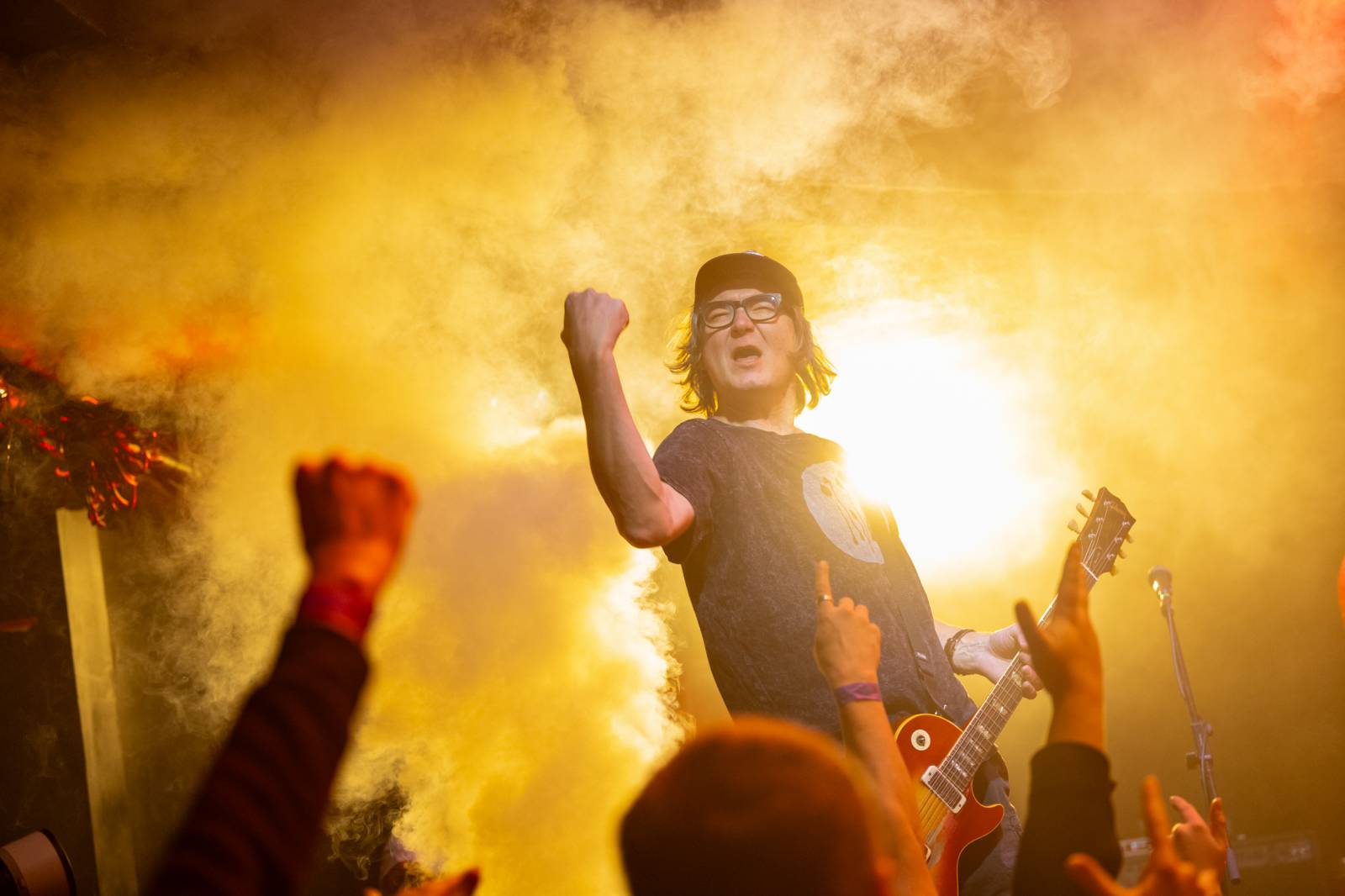 Rok 2024 objektivem fotografů | Hektická sezóna Jana Urbánka. Fotil Apocalypticu, The Black Eyed Peas i Depeche Mode