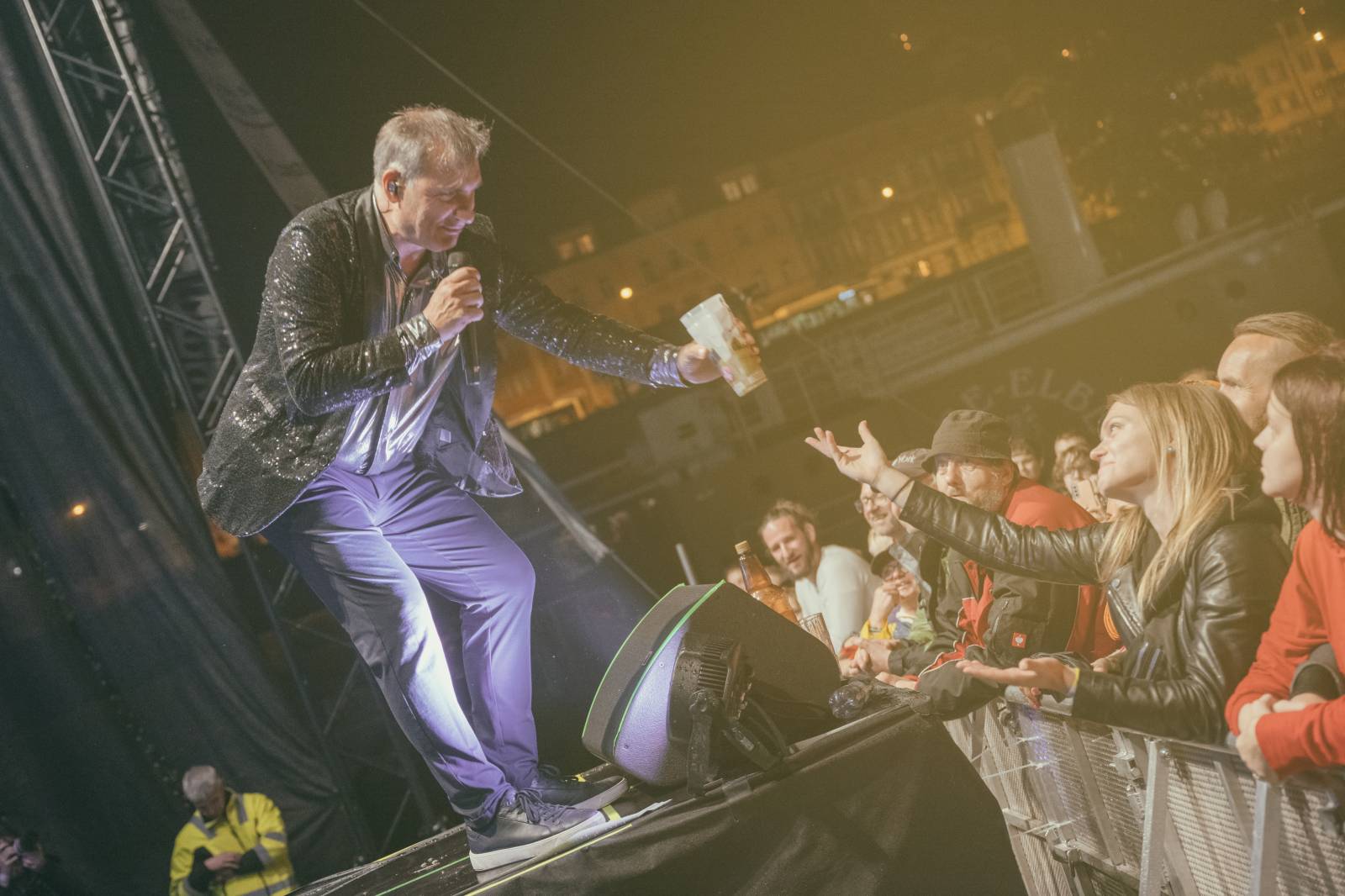 Rok 2024 objektivem fotografů | Hektická sezóna Jana Urbánka. Fotil Apocalypticu, The Black Eyed Peas i Depeche Mode