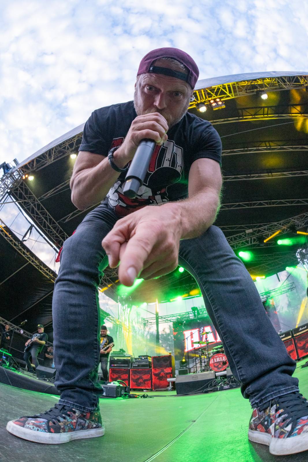 Rok 2024 objektivem fotografů | Hektická sezóna Jana Urbánka. Fotil Apocalypticu, The Black Eyed Peas i Depeche Mode