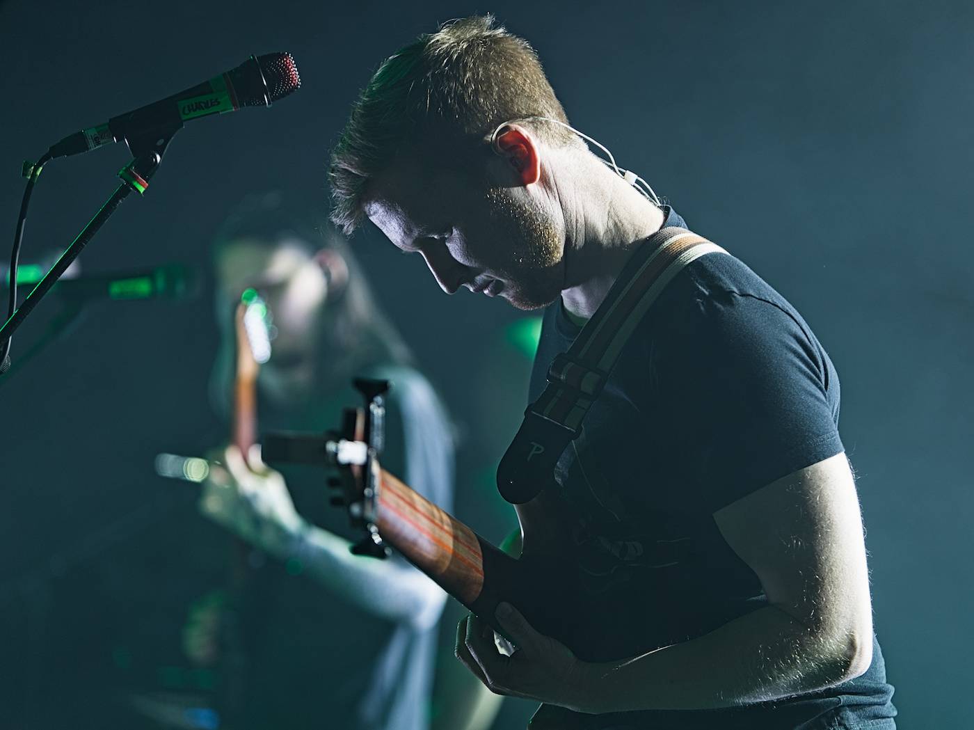 Bernth a Charles Berthoud zahájili v MeetFactory své Escape the Internet tour, hostoval jim Ola Englund