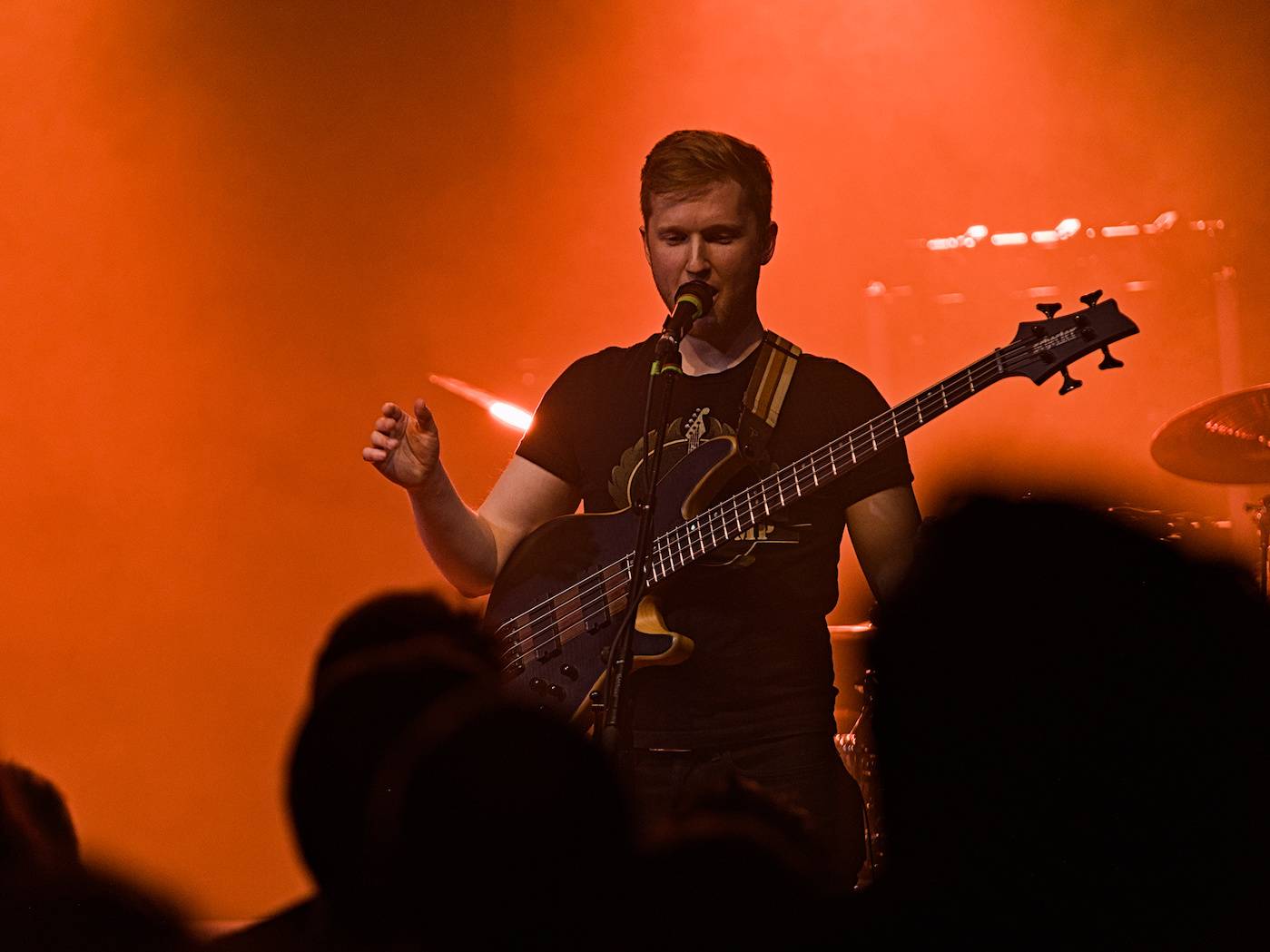 Bernth a Charles Berthoud zahájili v MeetFactory své Escape the Internet tour, hostoval jim Ola Englund