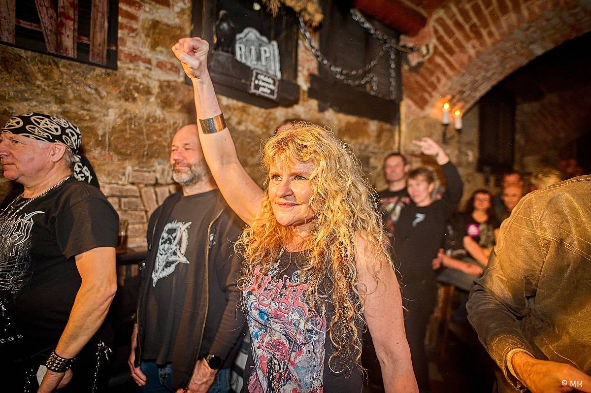 Pačess a Bára Basiková představili v Plzni společnou desku Katechismus 