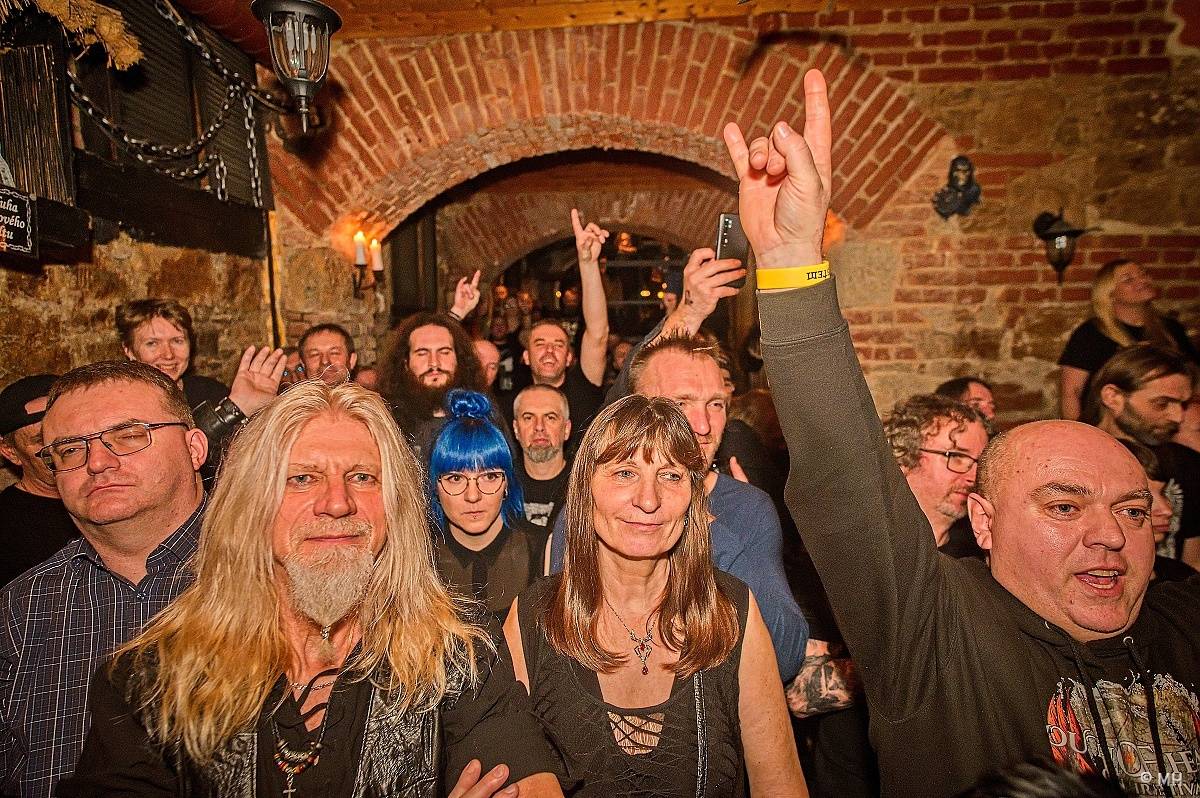 Pačess a Bára Basiková představili v Plzni společnou desku Katechismus 