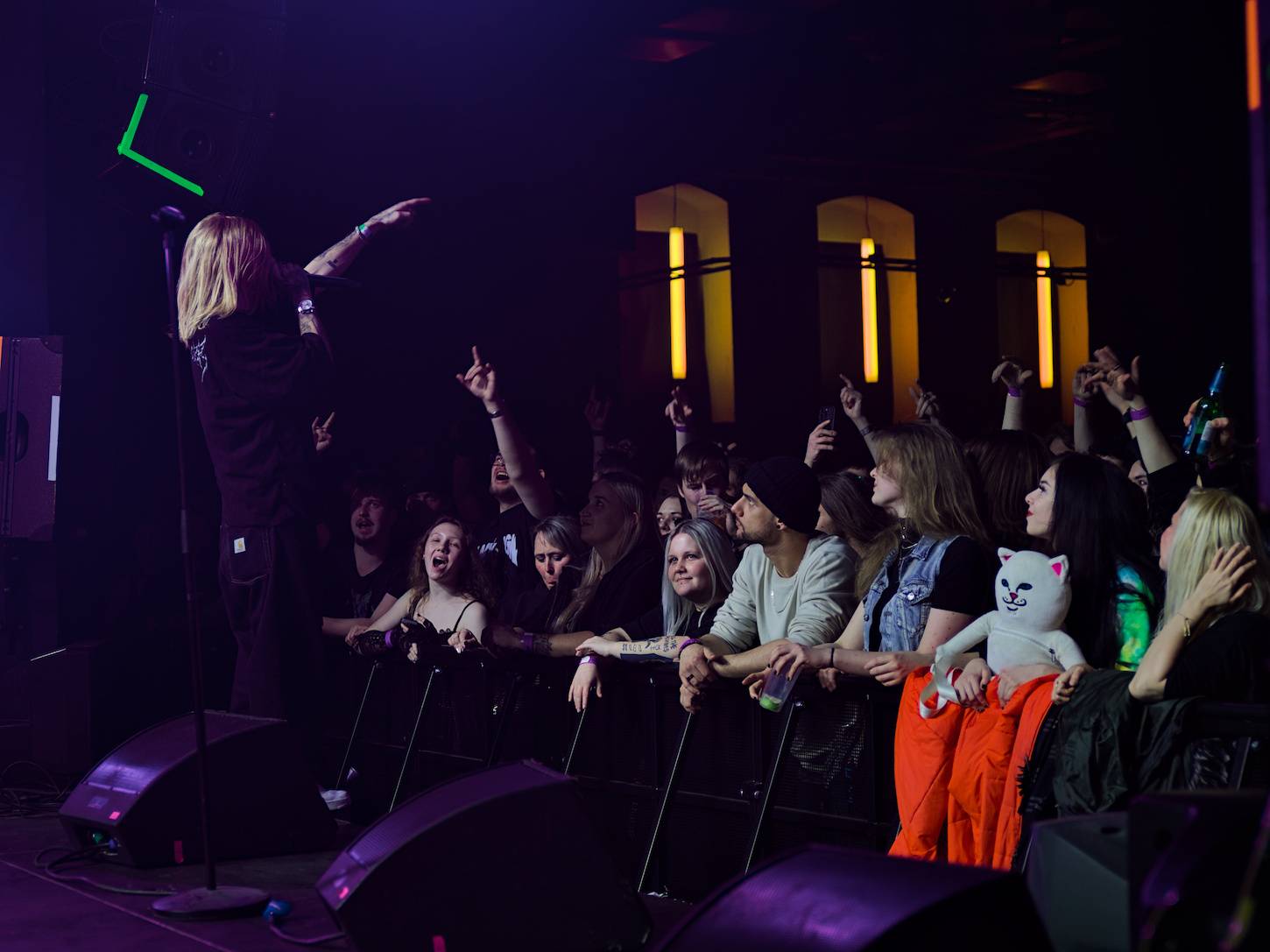 Redzed a Acid Row vzdali v MeetFactory hold Black Sabbath