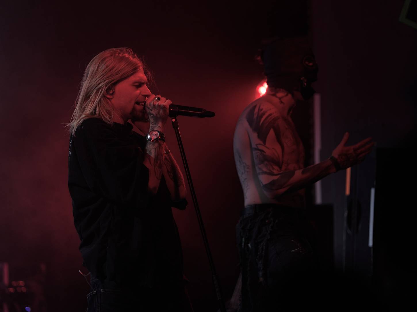 Redzed a Acid Row vzdali v MeetFactory hold Black Sabbath