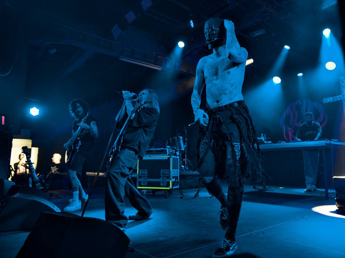 Redzed a Acid Row vzdali v MeetFactory hold Black Sabbath