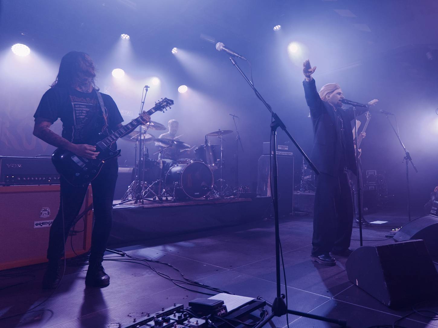 Redzed a Acid Row vzdali v MeetFactory hold Black Sabbath