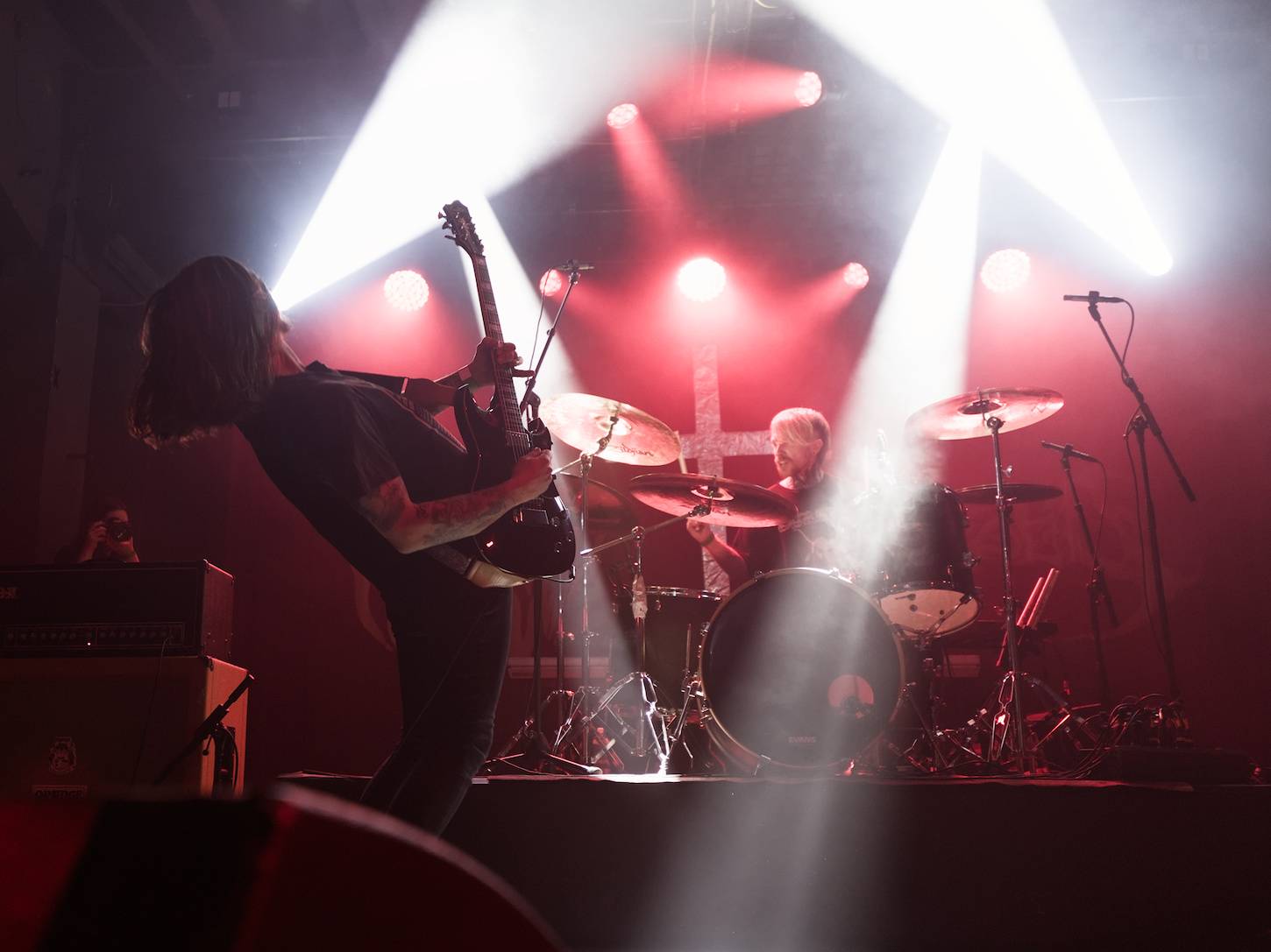 Redzed a Acid Row vzdali v MeetFactory hold Black Sabbath