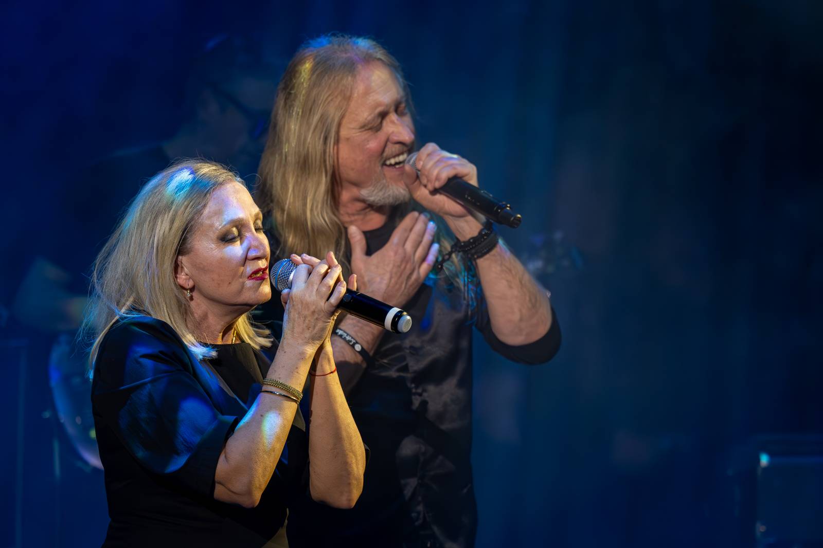 Kamil Střihavka oslavil v Rock Opeře šedesátiny, gratulovali mu Michal Pavlíček, Bára Basiková, Ota Balage i David Koller