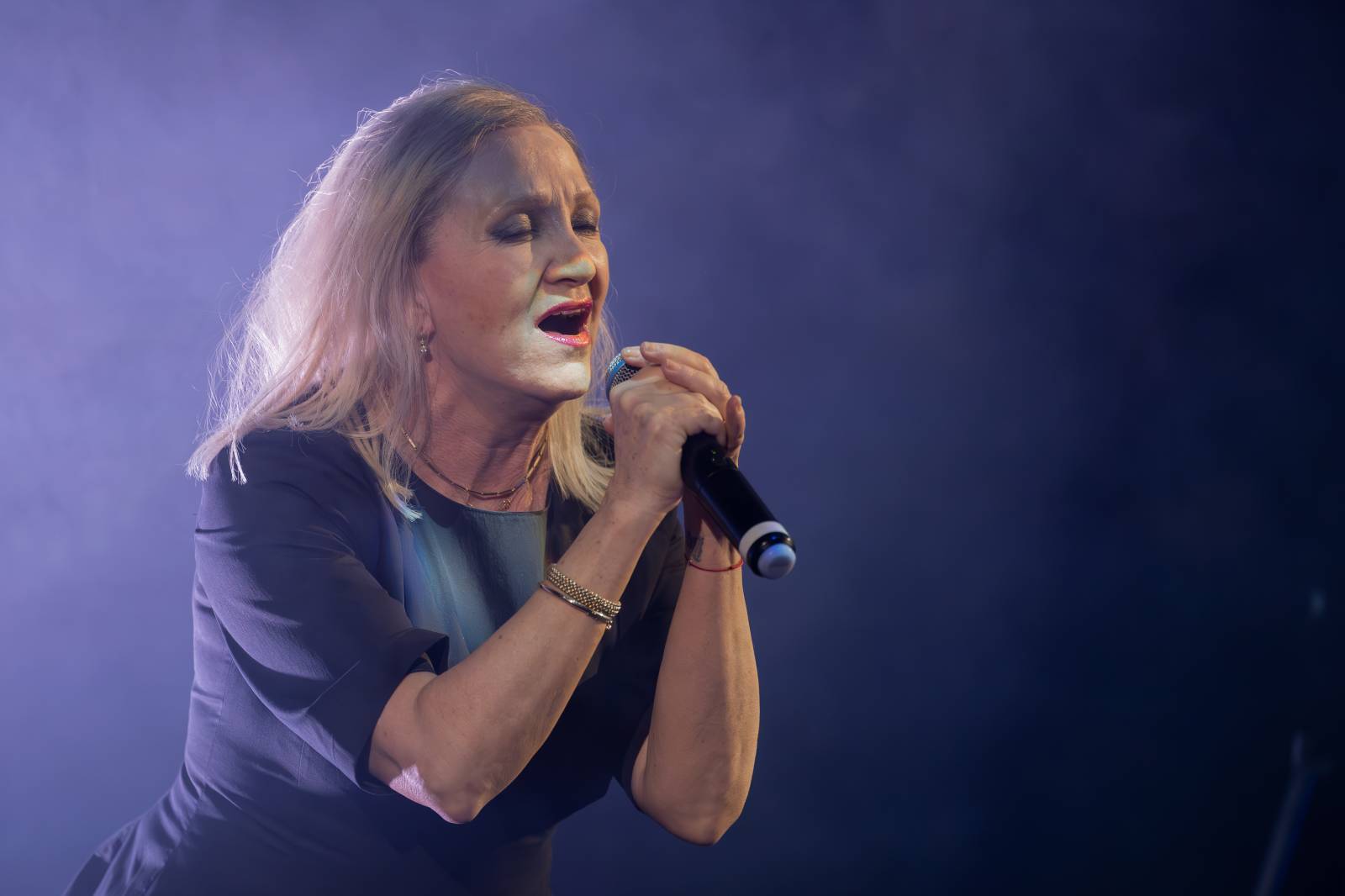 Kamil Střihavka oslavil v Rock Opeře šedesátiny, gratulovali mu Michal Pavlíček, Bára Basiková, Ota Balage i David Koller