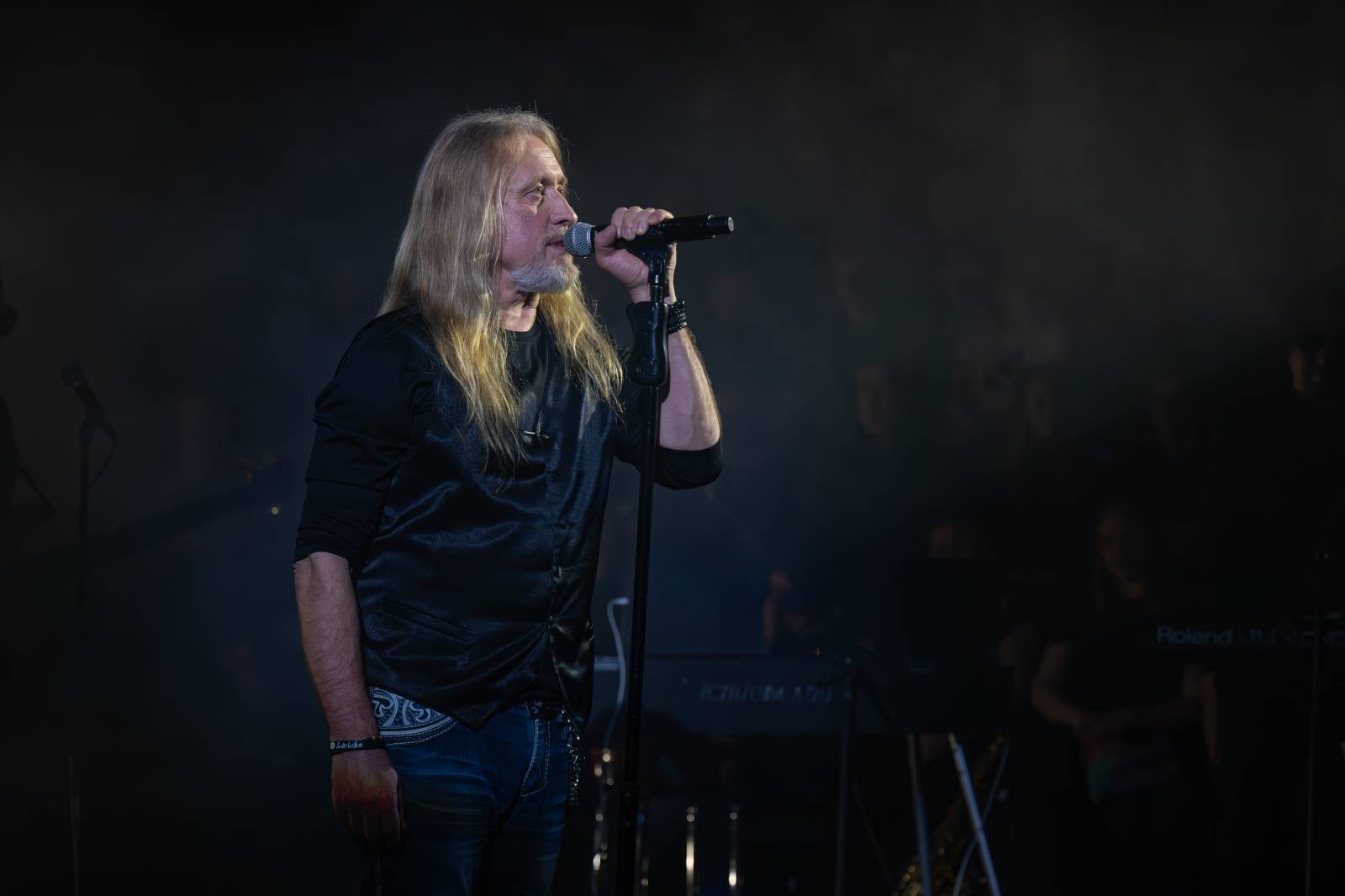 Kamil Střihavka oslavil v Rock Opeře šedesátiny, gratulovali mu Michal Pavlíček, Bára Basiková, Ota Balage i David Koller