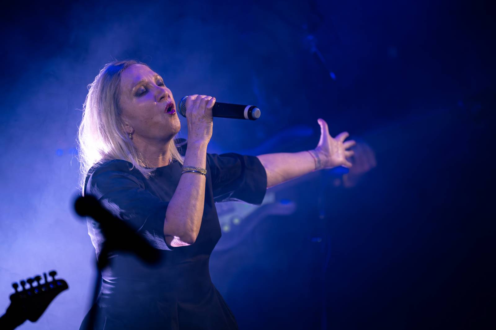 Kamil Střihavka oslavil v Rock Opeře šedesátiny, gratulovali mu Michal Pavlíček, Bára Basiková, Ota Balage i David Koller