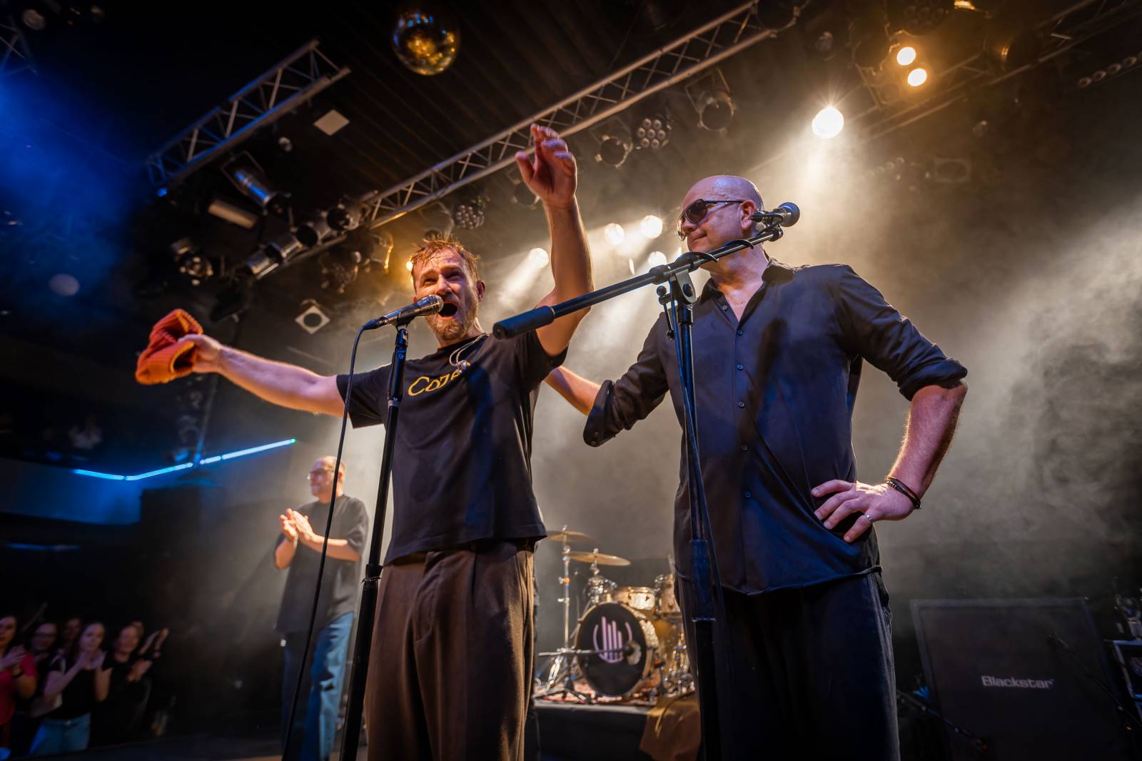 Portless představili v Lucerna Music Baru nové album, pokřtili ho Jiří Mádl s Petrem Kolečkem