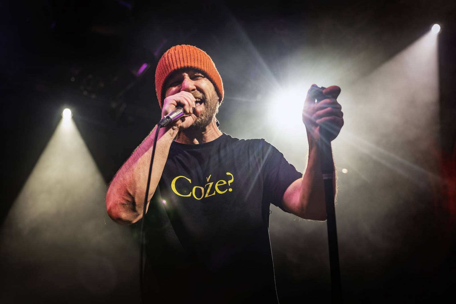 Portless představili v Lucerna Music Baru nové album, pokřtili ho Jiří Mádl s Petrem Kolečkem