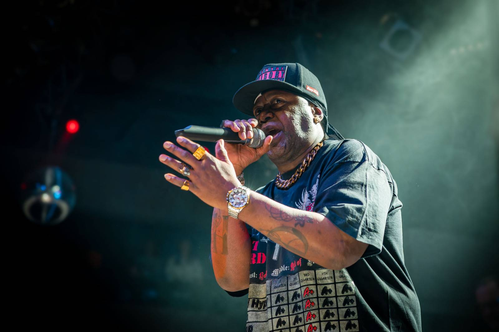 Portless představili v Lucerna Music Baru nové album, pokřtili ho Jiří Mádl s Petrem Kolečkem