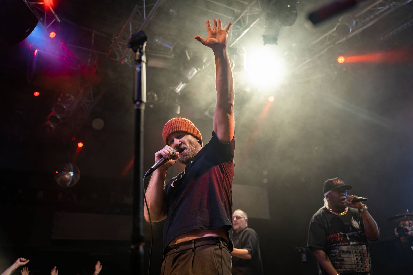 Portless představili v Lucerna Music Baru nové album, pokřtili ho Jiří Mádl s Petrem Kolečkem