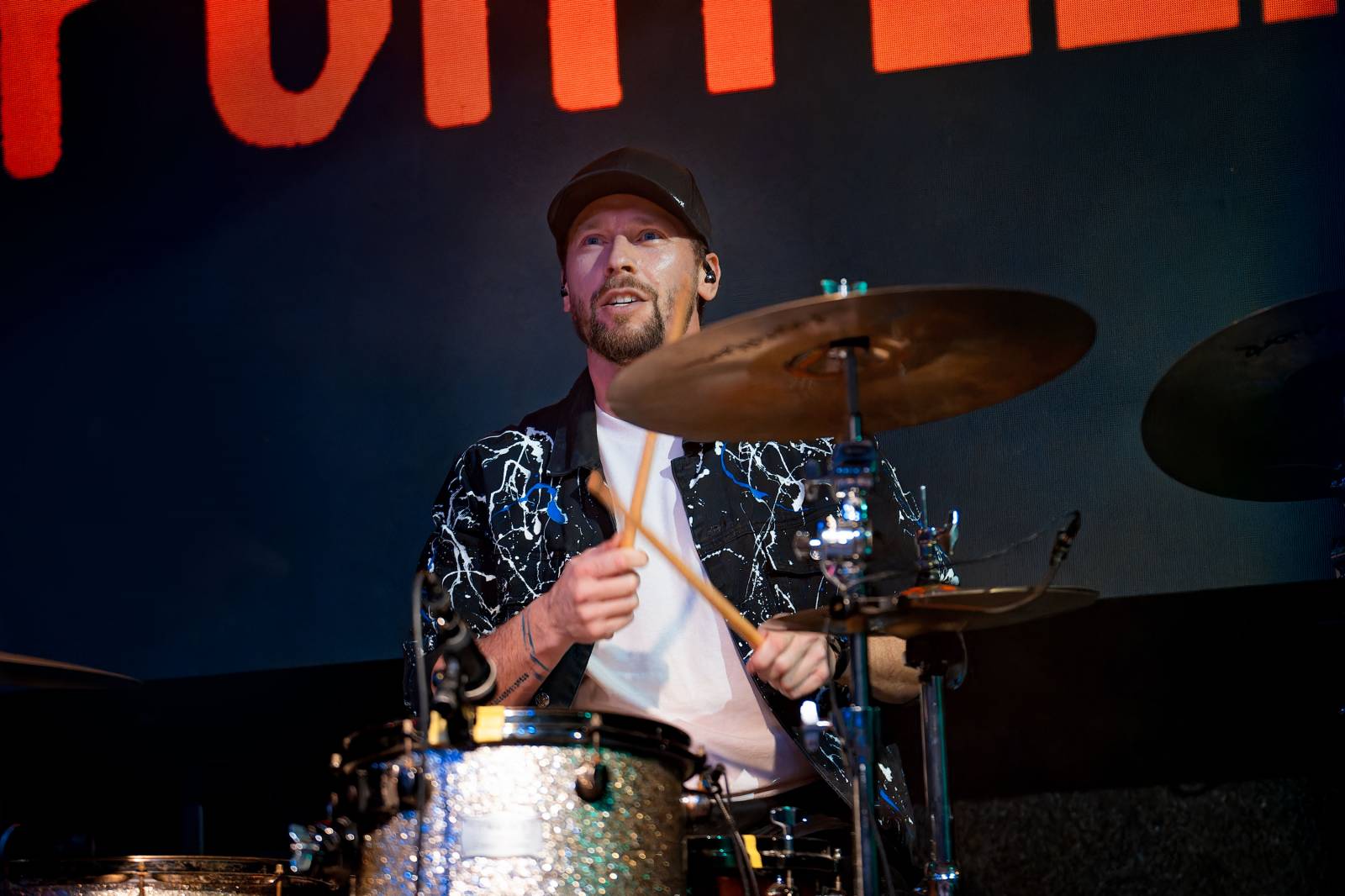 Portless představili v Lucerna Music Baru nové album, pokřtili ho Jiří Mádl s Petrem Kolečkem