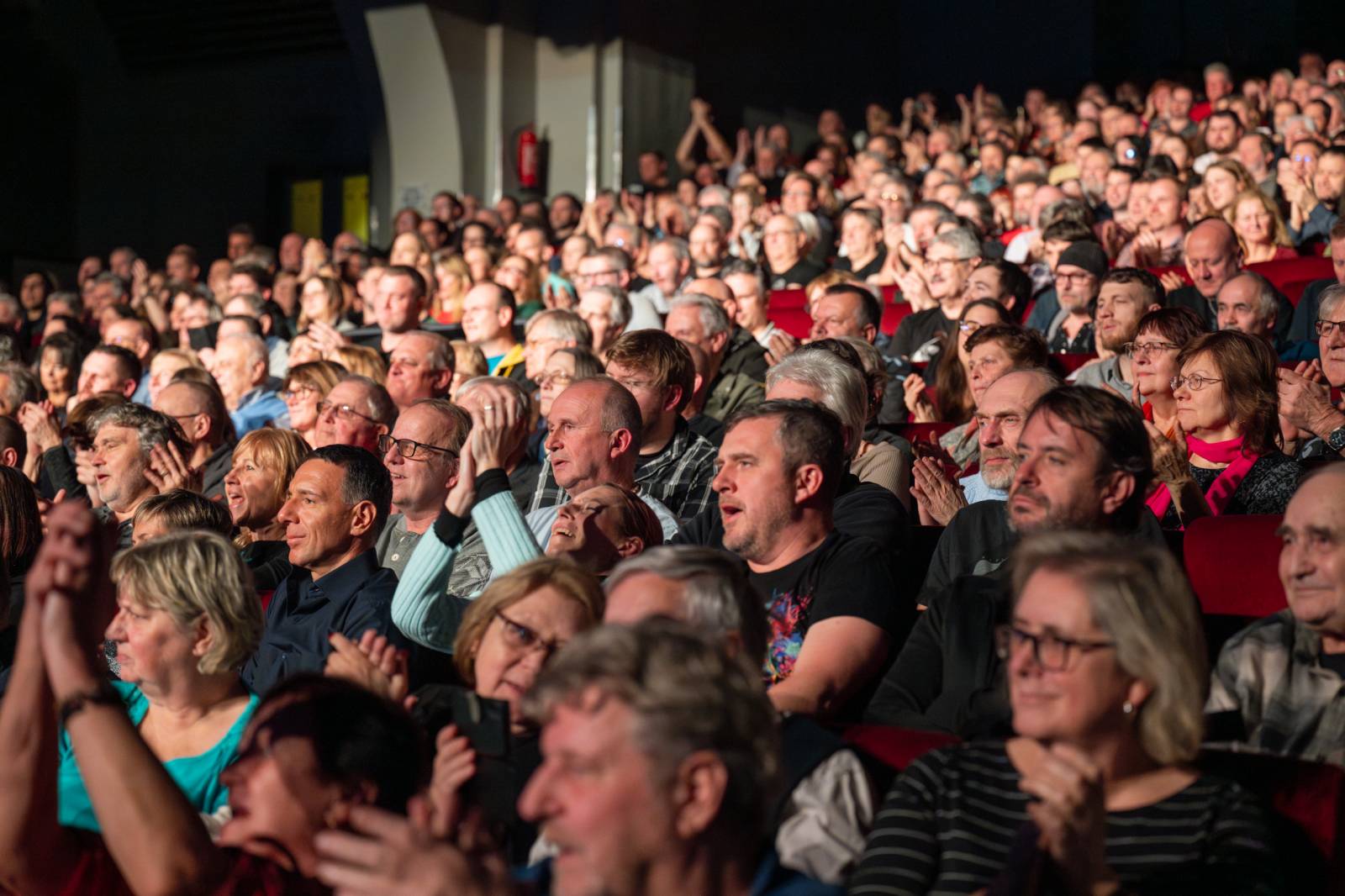The Animals, Creedence Clearwater a Flamengo vyprodali Divadlo Hybernia