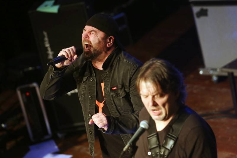 Spřátelené kapely Dogma Art a Mylions oživily v Brně Titanic