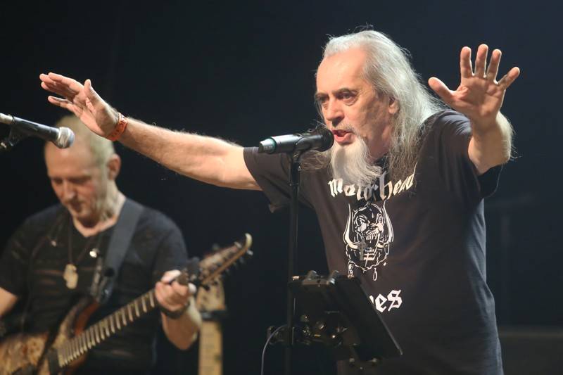 Spřátelené kapely Dogma Art a Mylions oživily v Brně Titanic