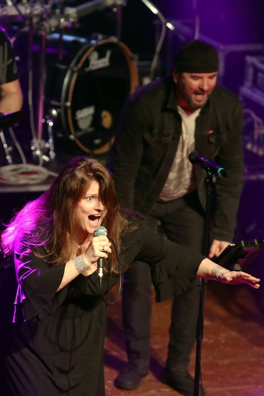 Spřátelené kapely Dogma Art a Mylions oživily v Brně Titanic