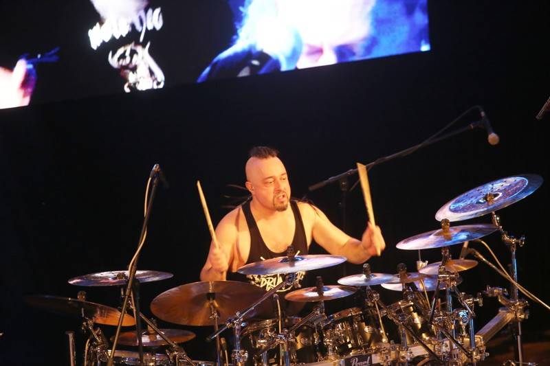 Spřátelené kapely Dogma Art a Mylions oživily v Brně Titanic