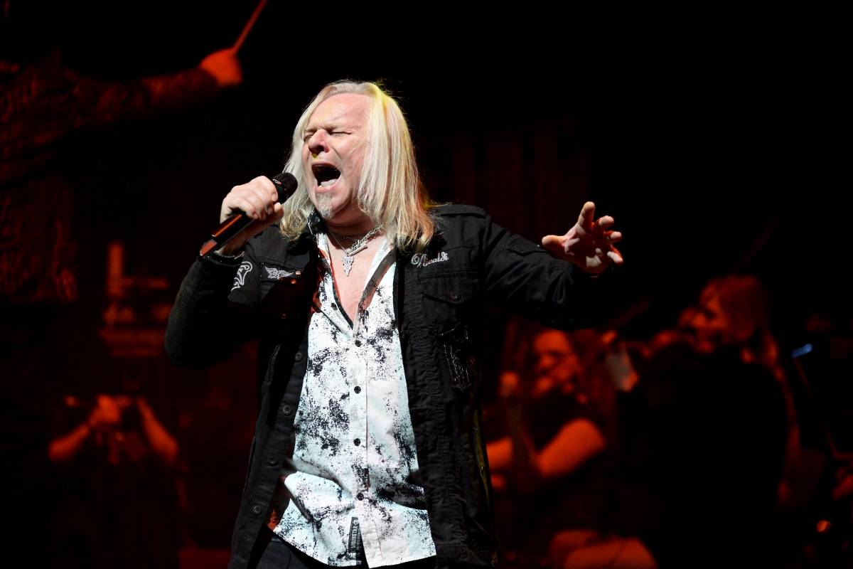 O2 Universem zněly rockové pecky. Bohemian Symphony Orchestra Prague doprovodili členové Uriah Heep