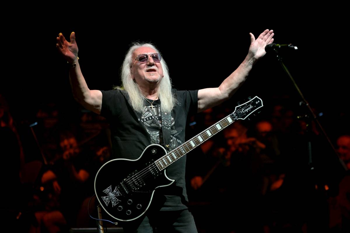 O2 Universem zněly rockové pecky. Bohemian Symphony Orchestra Prague doprovodili členové Uriah Heep