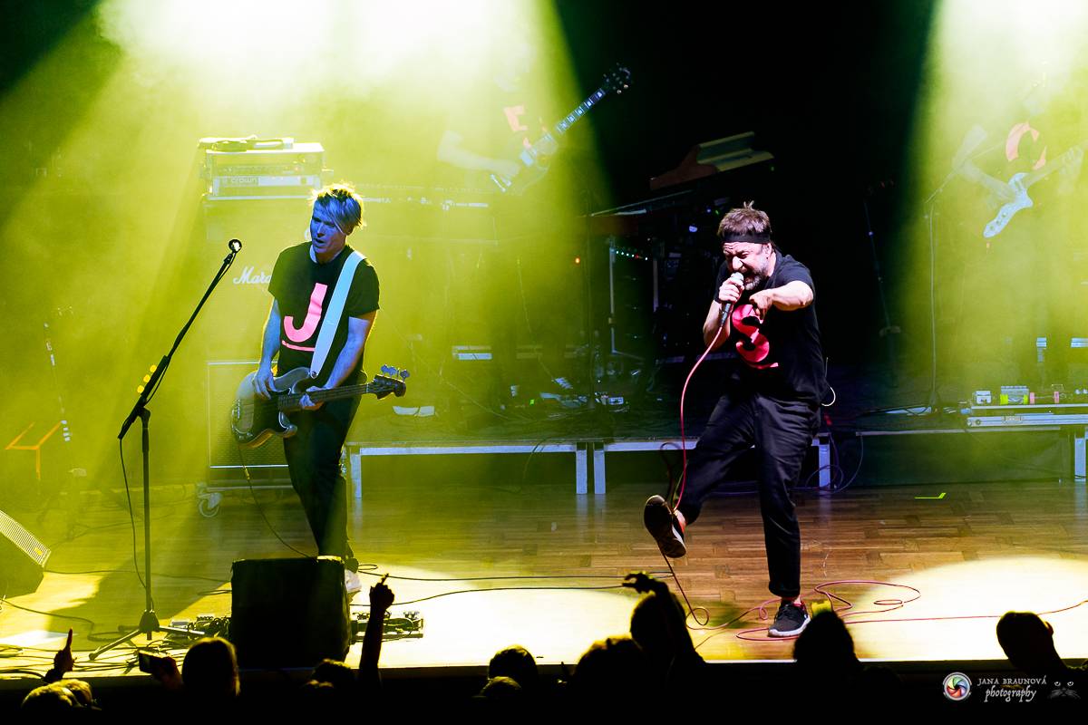 Tata Bojs letos poprvé na pódiu. V plzeňské Šeříkovce měli narváno