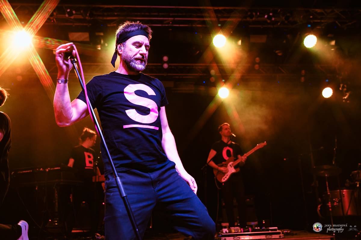 Tata Bojs letos poprvé na pódiu. V plzeňské Šeříkovce měli narváno