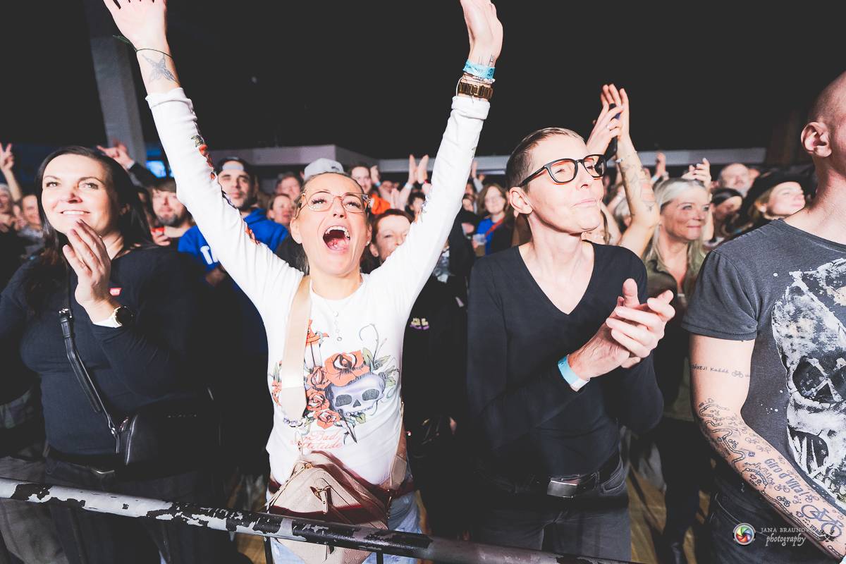 Tata Bojs letos poprvé na pódiu. V plzeňské Šeříkovce měli narváno