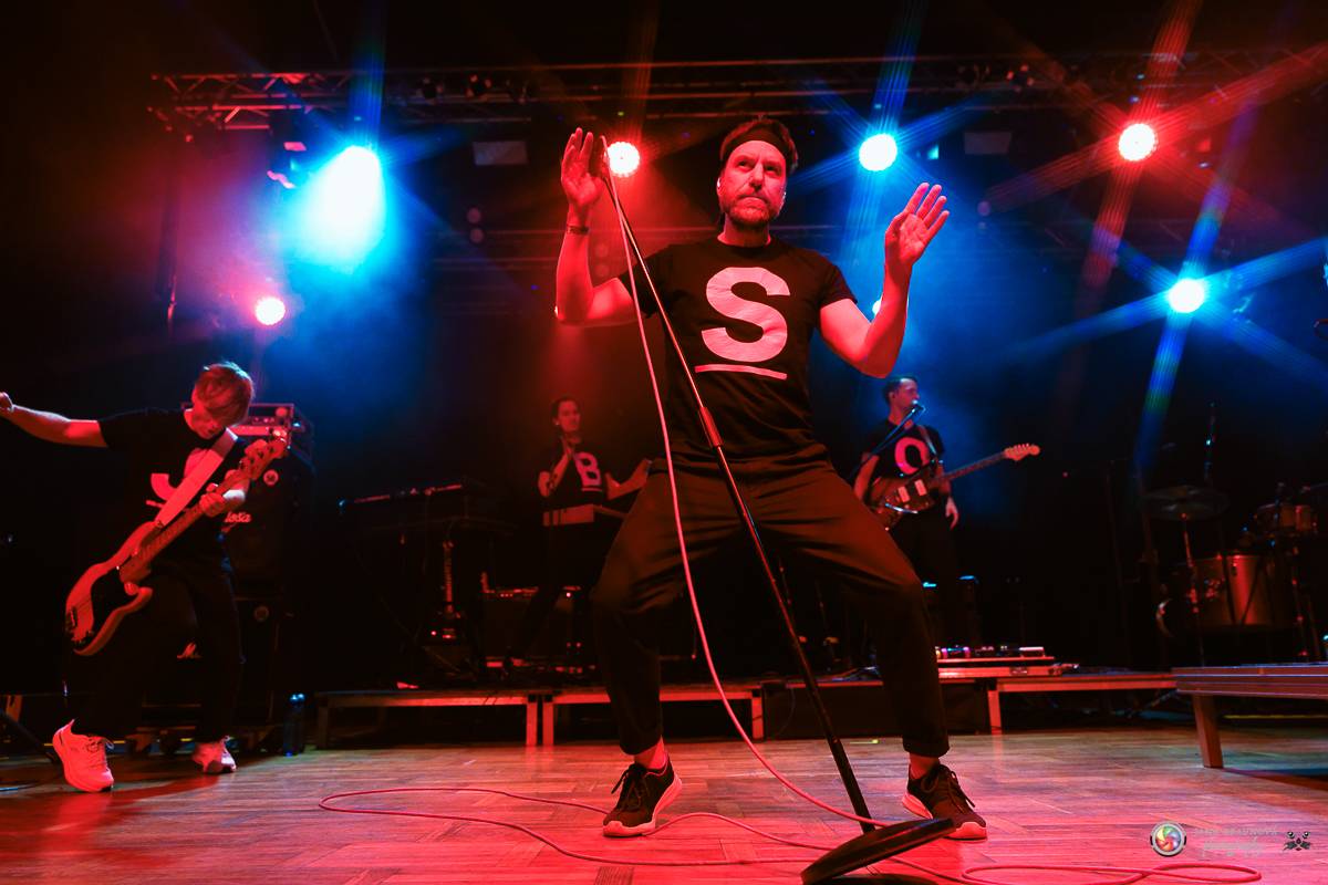 Tata Bojs letos poprvé na pódiu. V plzeňské Šeříkovce měli narváno