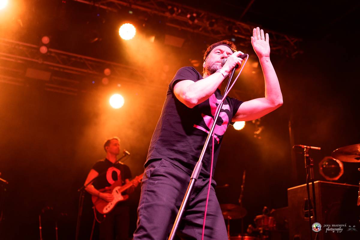 Tata Bojs letos poprvé na pódiu. V plzeňské Šeříkovce měli narváno