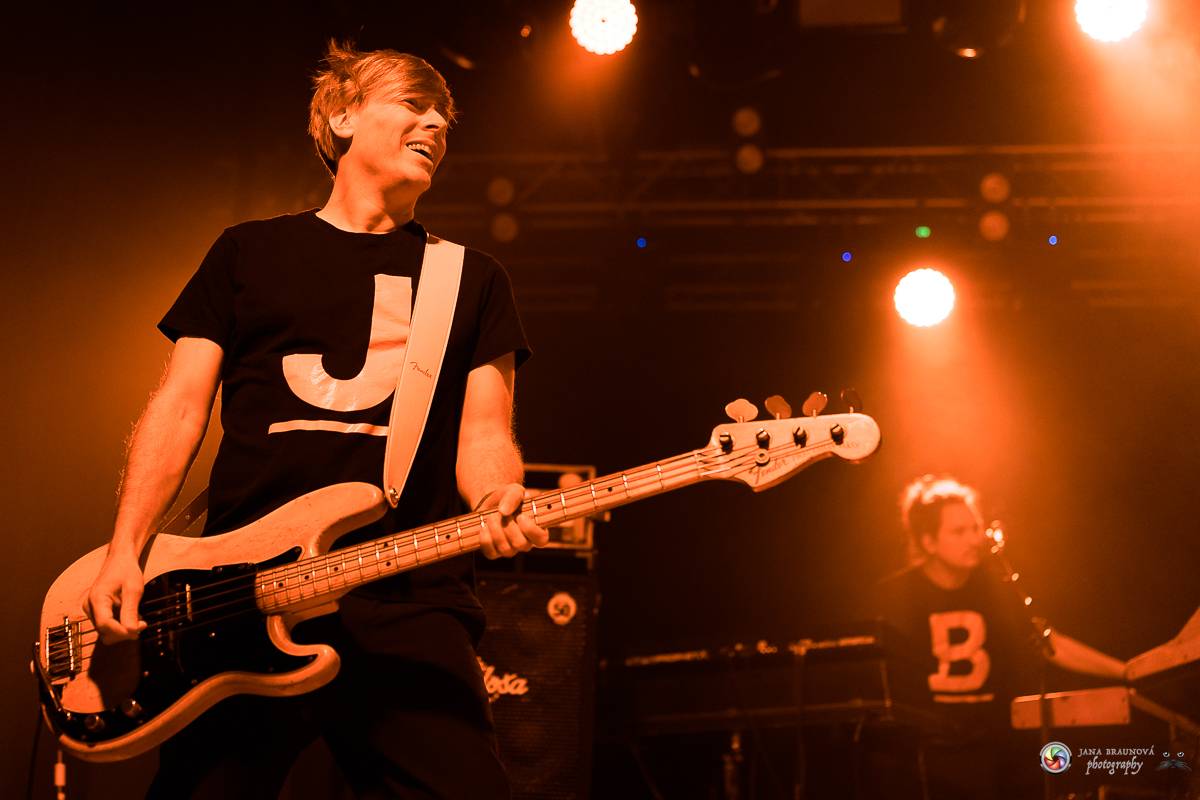 Tata Bojs letos poprvé na pódiu. V plzeňské Šeříkovce měli narváno