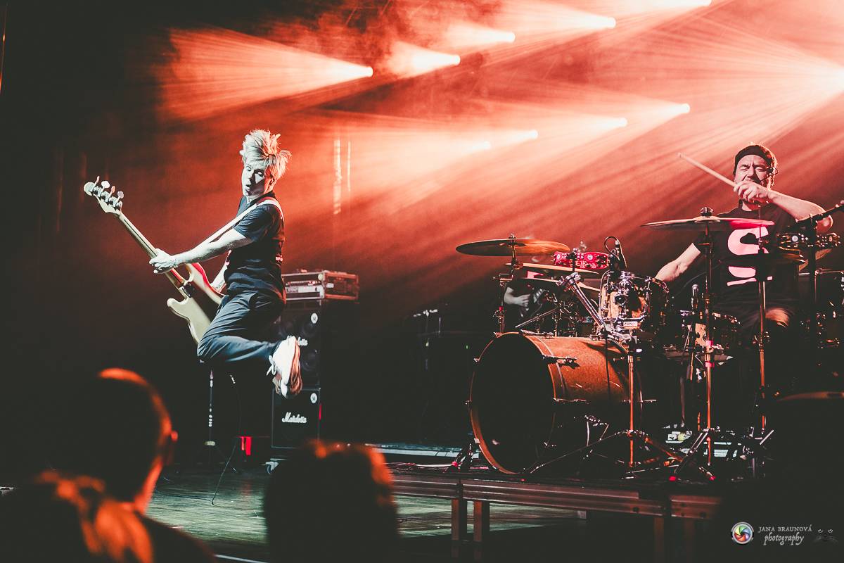 Tata Bojs letos poprvé na pódiu. V plzeňské Šeříkovce měli narváno