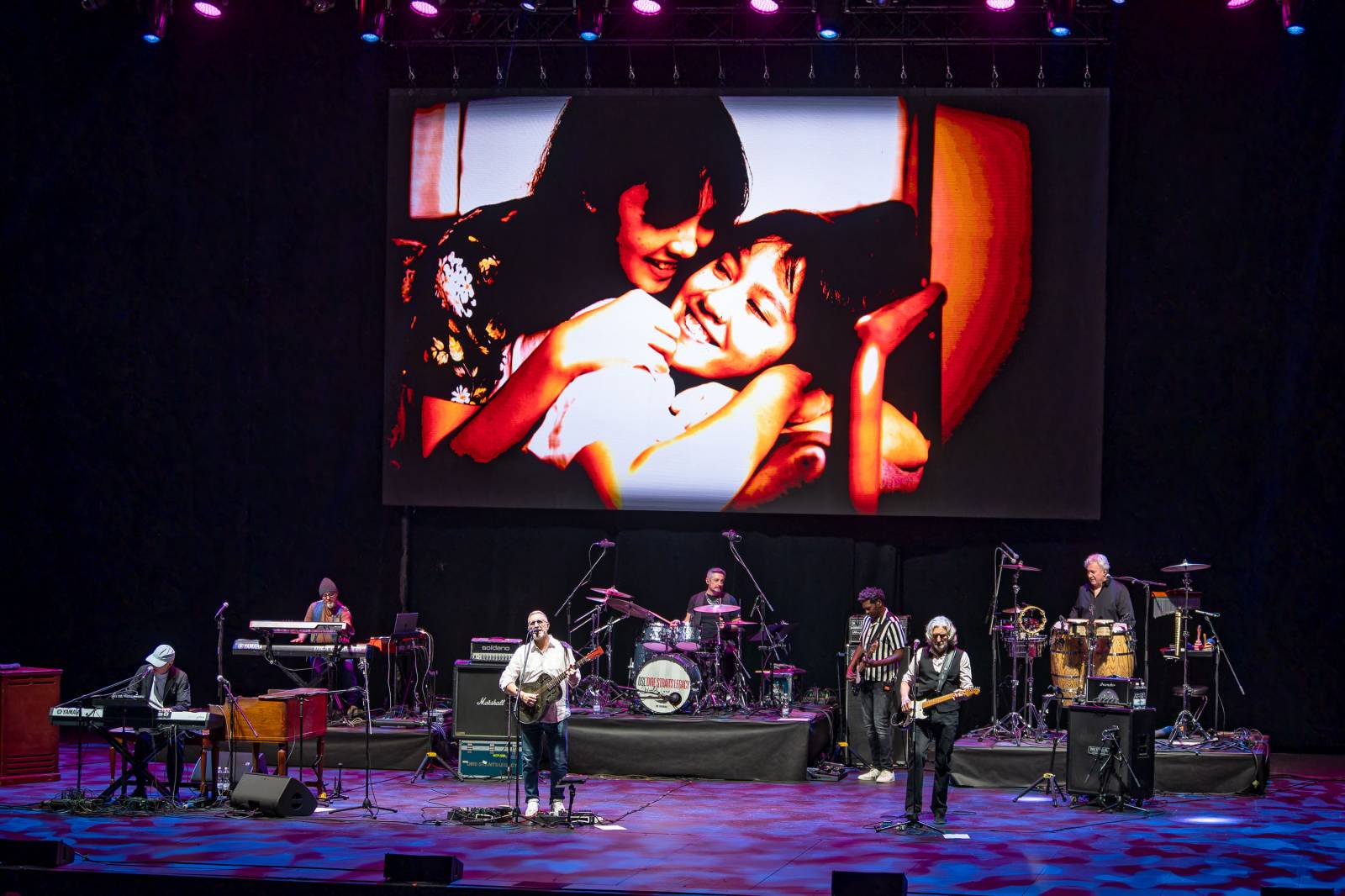 Dire Straits Legacy: Romantický rockový večer v Kongresovém centru 