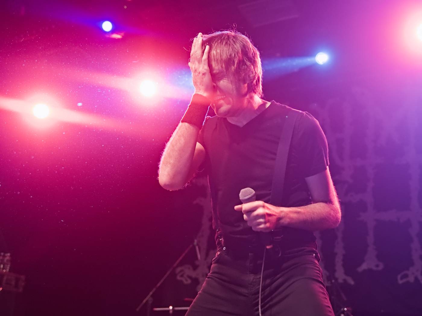 Grindcorový večírek v Roxy: Napalm Death dorazili s hosty Brat, Full of Hell a Crowbar