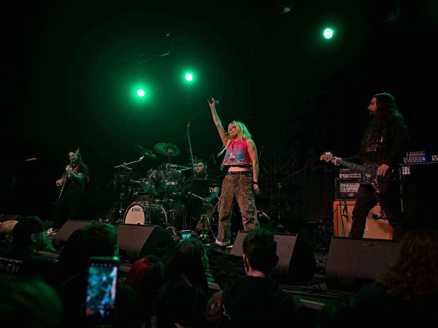 Grindcorový večírek v Roxy: Napalm Death dorazili s hosty Brat, Full of Hell a Crowbar