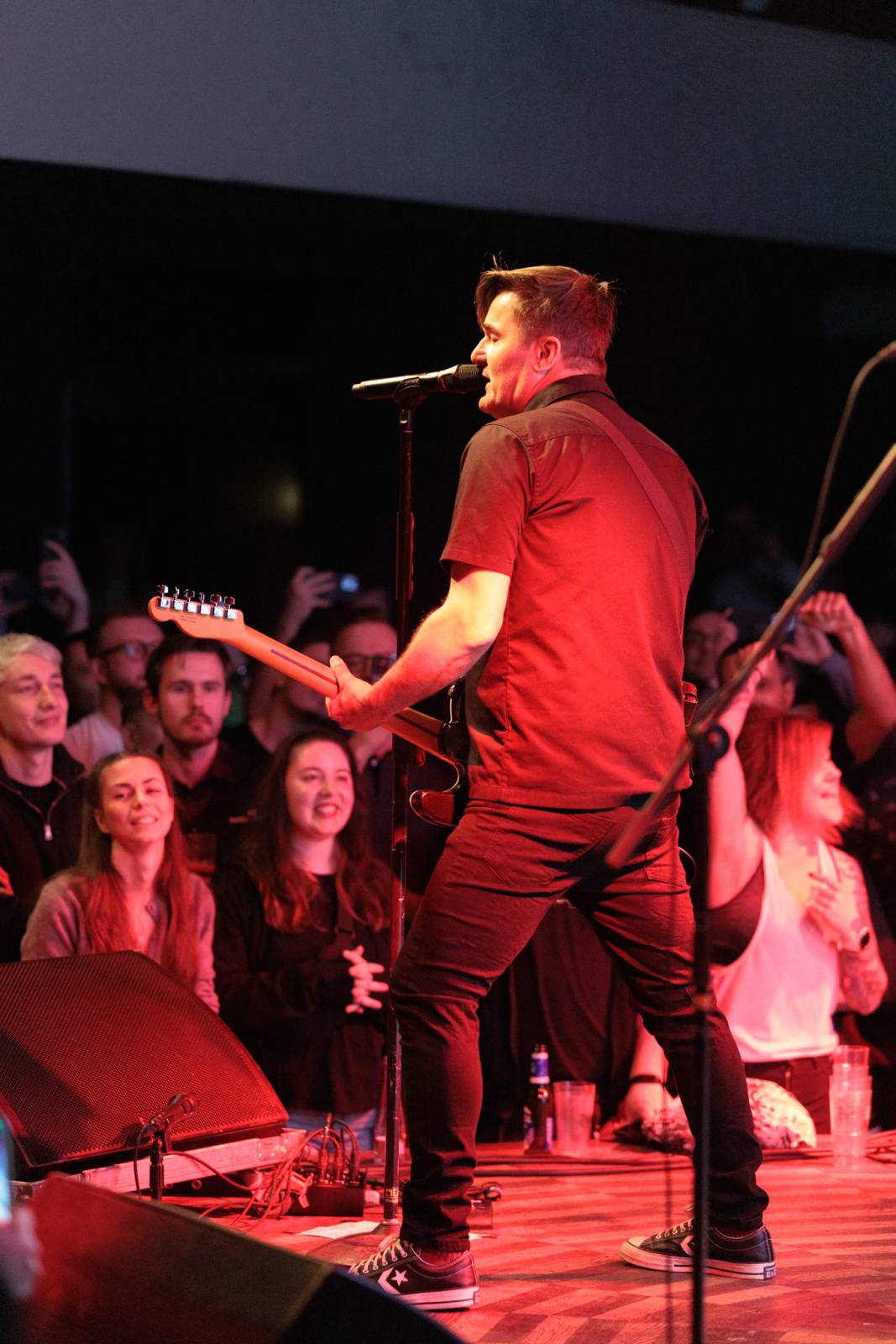 Inekafe zahájilo v Praze turné, bubeník odehrál koncert s horečkou