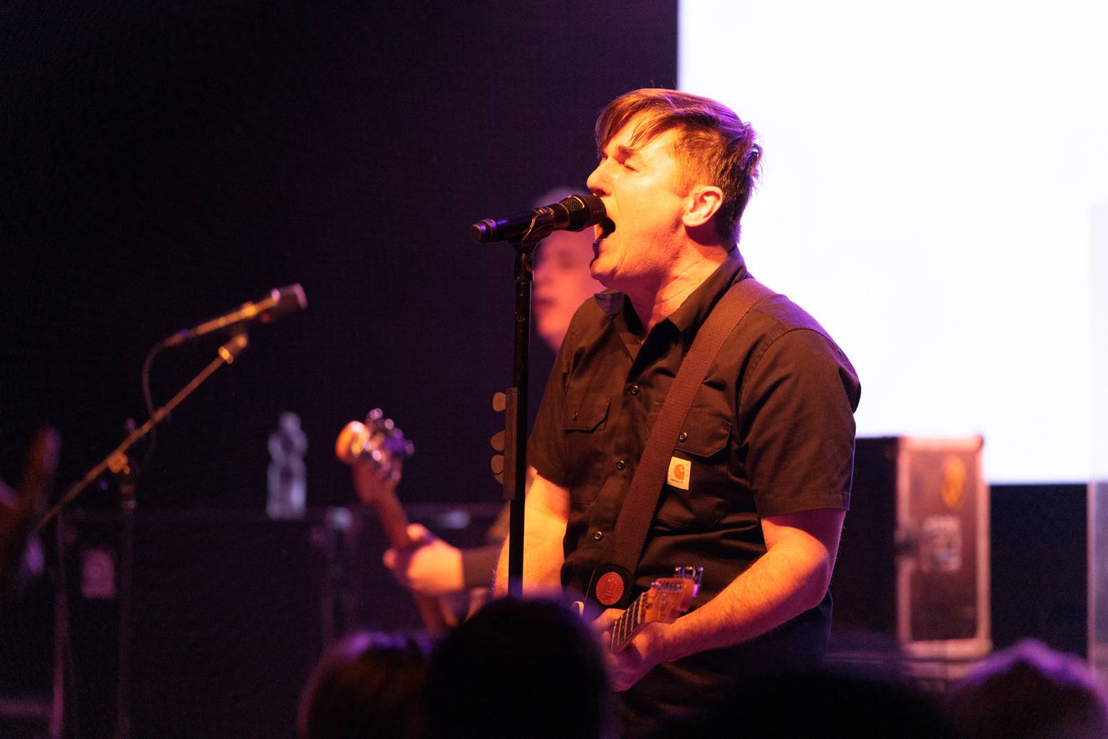 Inekafe zahájilo v Praze turné, bubeník odehrál koncert s horečkou